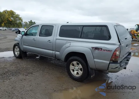 2015 Toyota Tacoma Base V6 z USA, uszkodzony, nr VIN 3TMMU4FN4FM075340